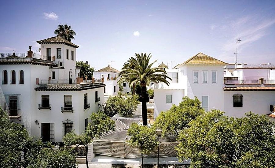 Boutique Hotel Holos Seville Exterior photo